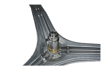 Крестовина барабана стиральной машины Bosch, лучи 240 мм, вал 79 мм, d-30 мм, крепление под болт, код 00473774, латунная втулка